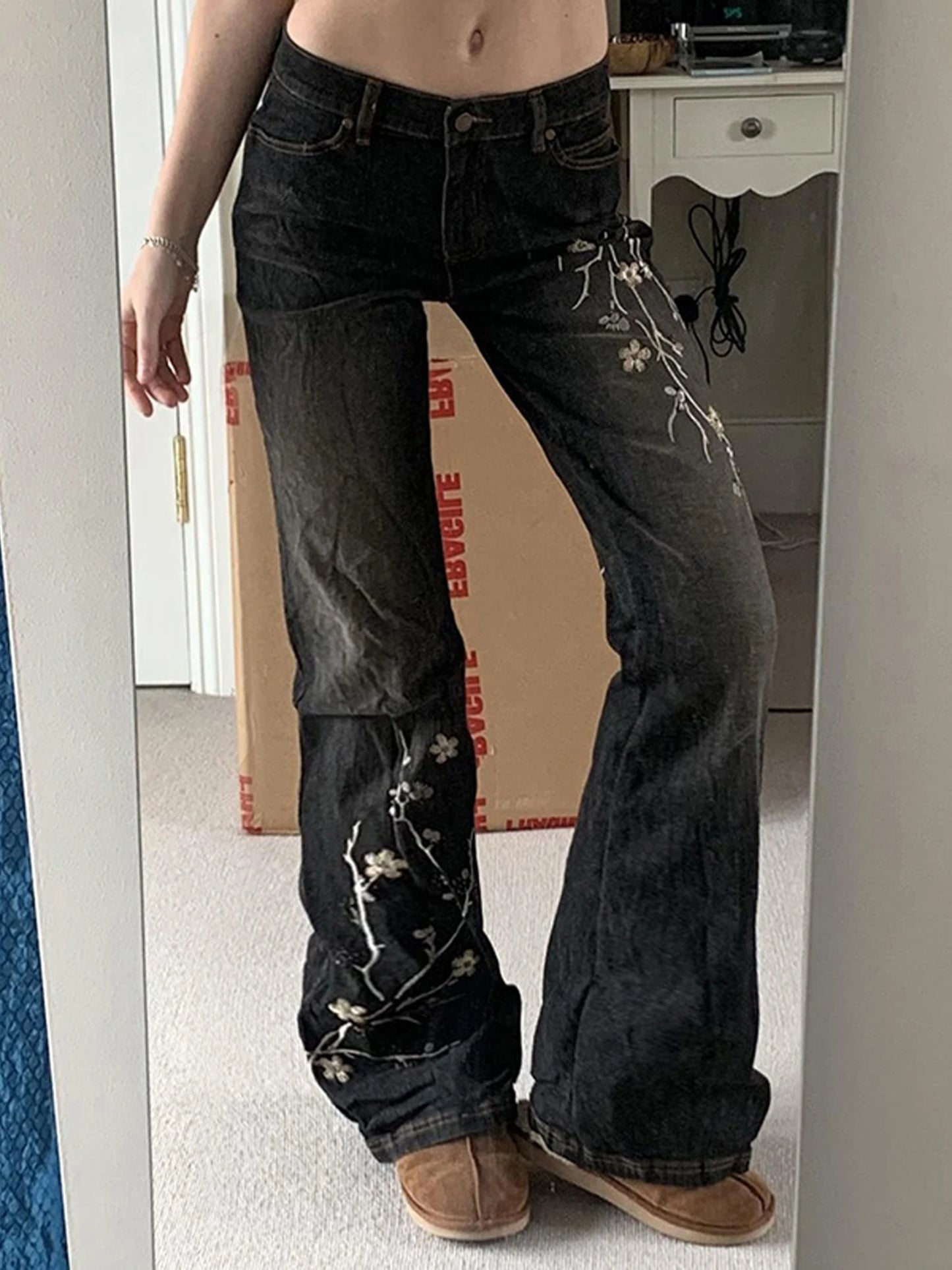 Women s Vintage High Waist Flare Jeans with Floral Embroidery Detailing Stylish Denim Pants for Spring and Fall  Fit